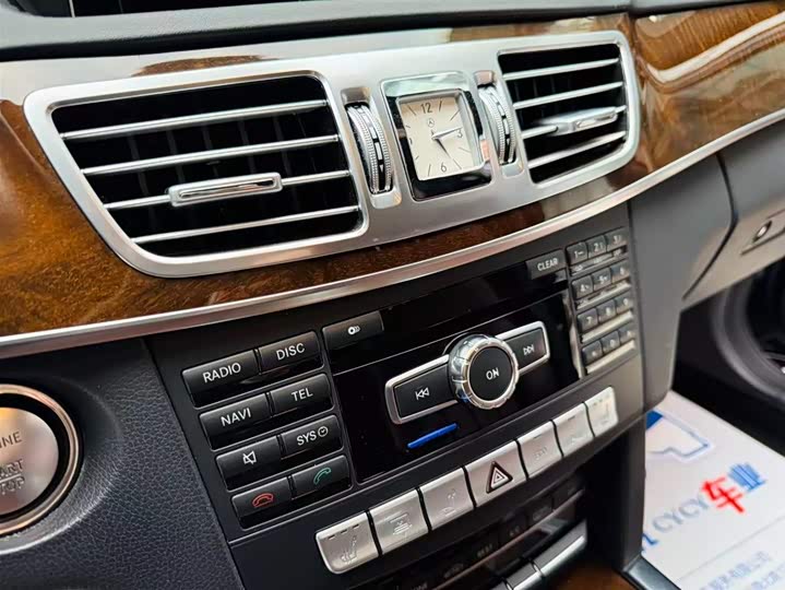 Mercedes-Benz E-Class E 320 L 4MATIC — фото 11