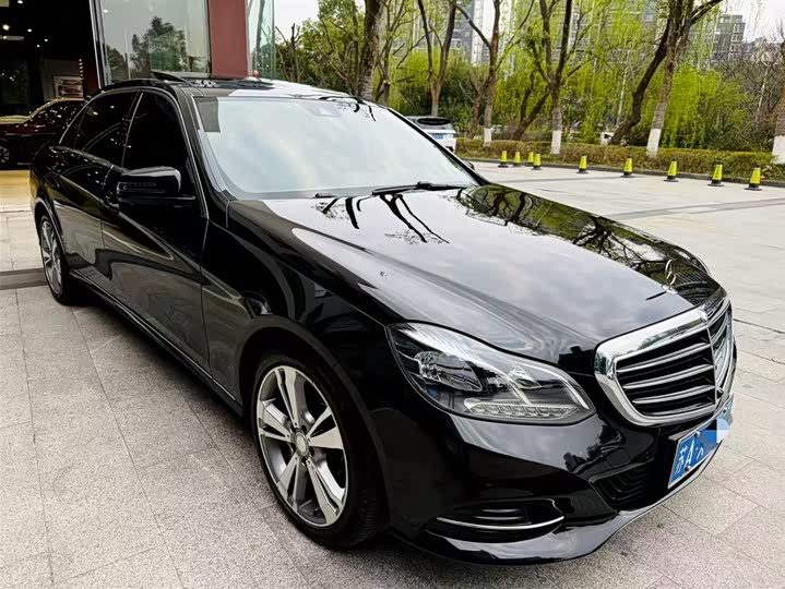 Mercedes-Benz E-Class E 320 L 4MATIC — фото 4