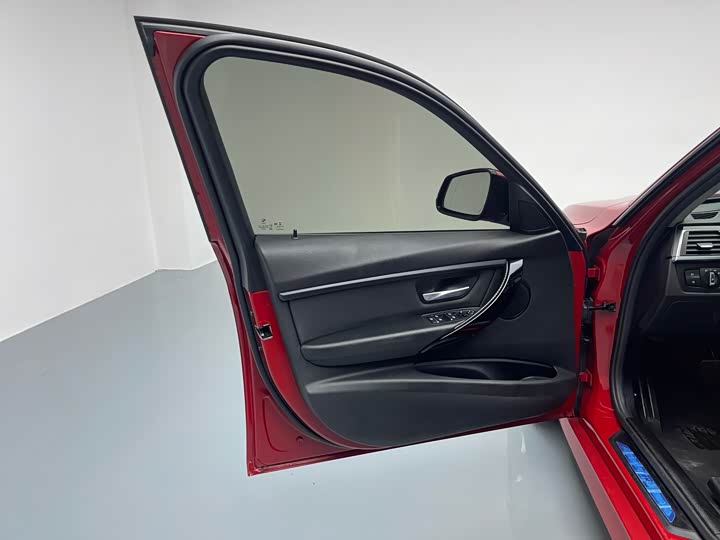 BMW 3-Series 2018 320 Li Leading M — фото 27