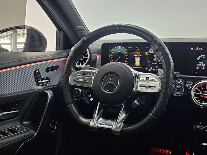 Mercedes-Benz A-Class 2023 AMG A 35 L 4 MATIC — фото 8