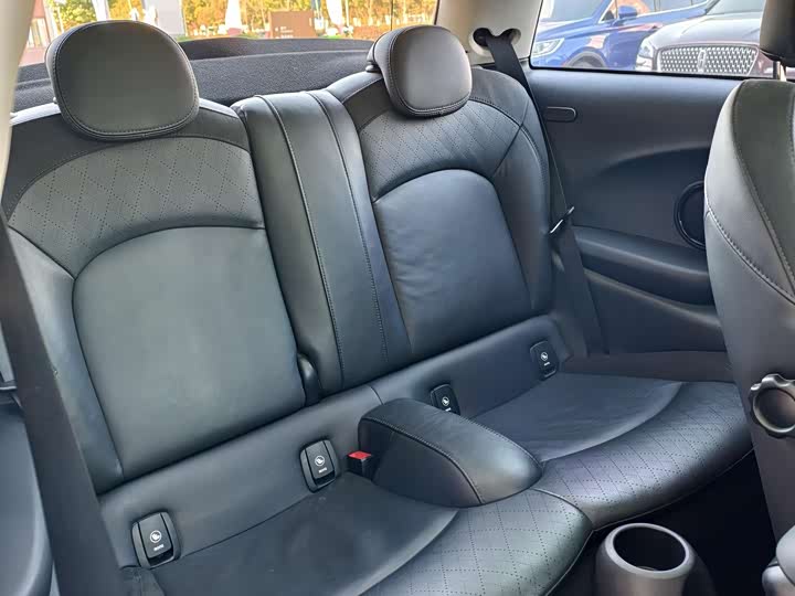 MINI Hatch — фото 13