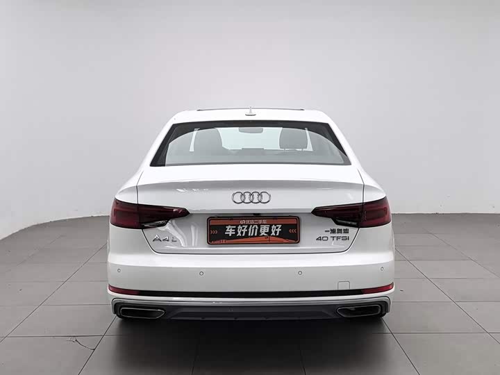 Audi A4L 40 TFSI стиль V — фото 4