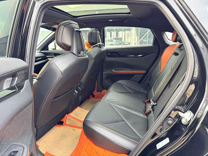 Changan UNI-V 2022 1.5 T — фото 6