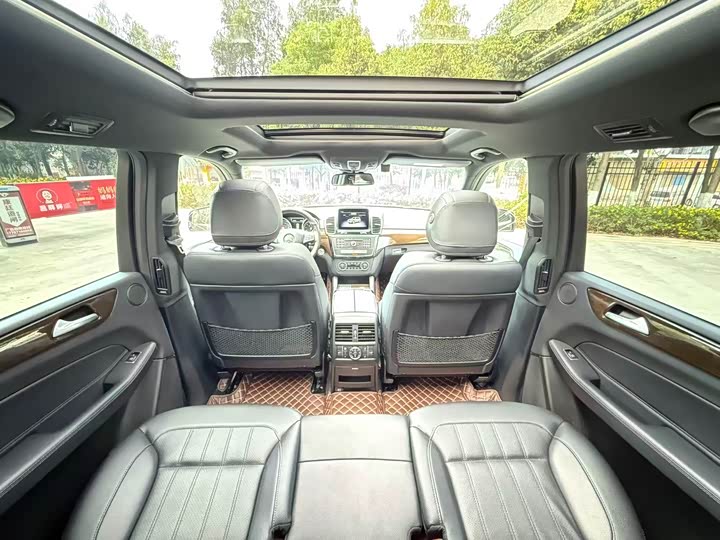 Mercedes-Benz GLS 2018 GLS 400 4 MATIC — фото 16