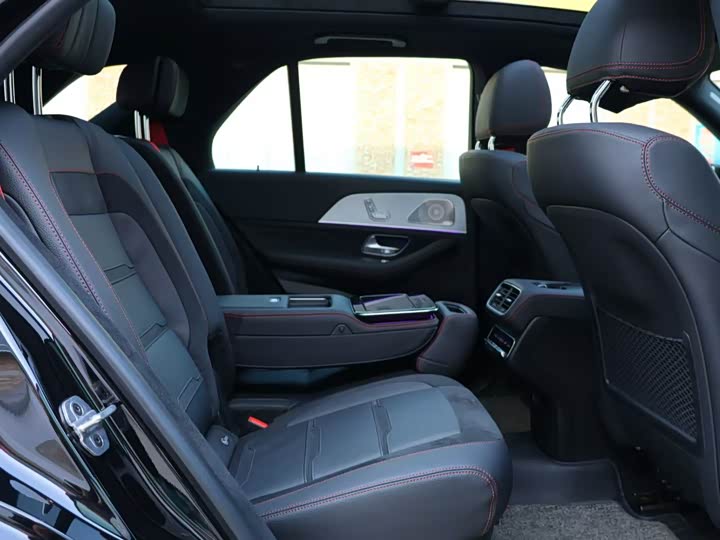 Mercedes-Benz GLE 2025 AMG GLE 53 4 MATIC+ — фото 17