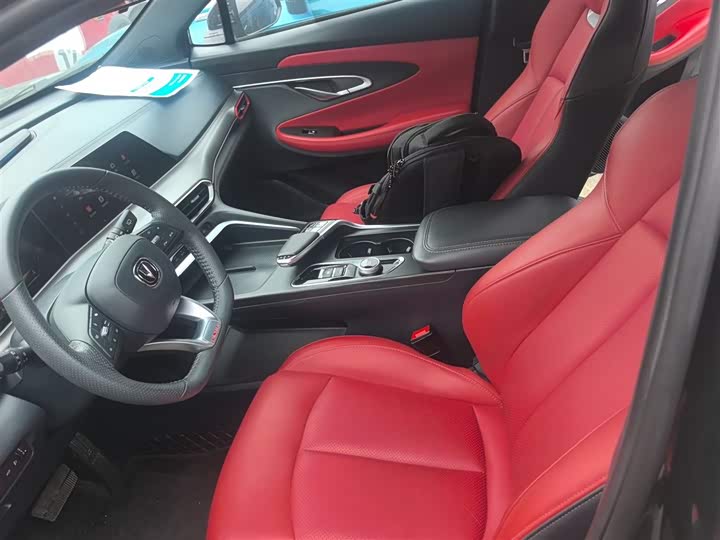 Changan UNI-T 2020 1.5 T Flagship — фото 11