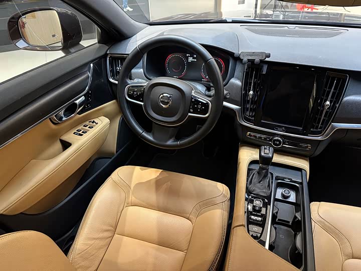 Volvo V90 2019 Cross Country T 5 AWD V — фото 9