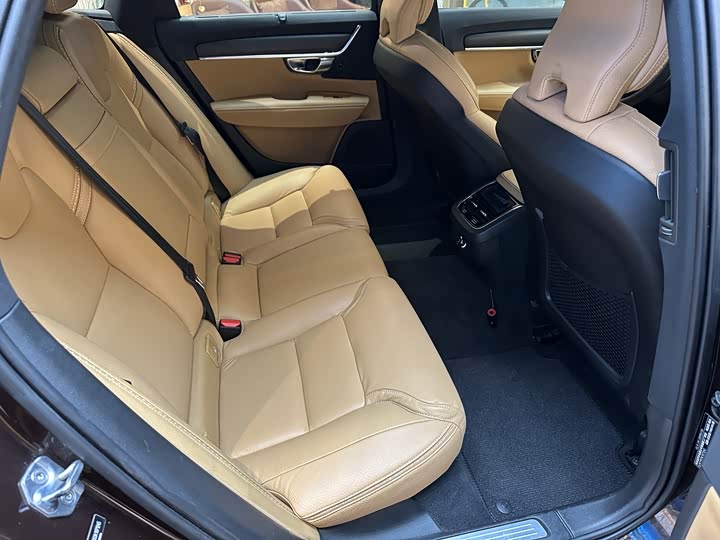 Volvo V90 2019 Cross Country T 5 AWD V — фото 11