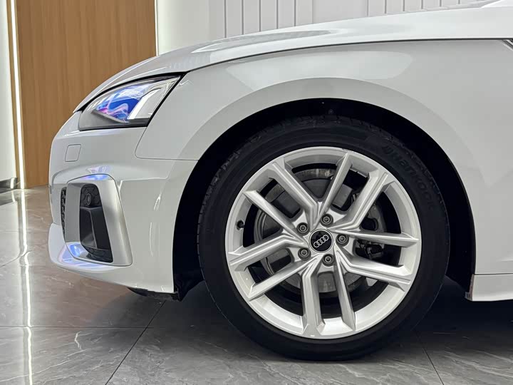 Audi A5 2023 Sportback 40 TFSI — фото 7