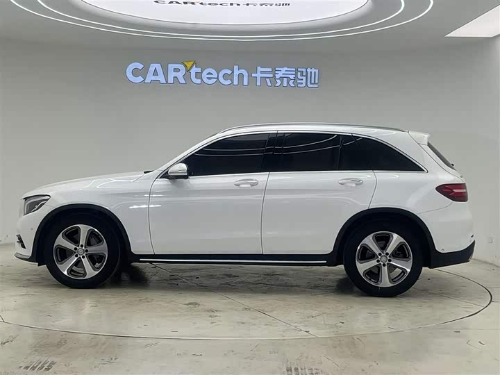 Mercedes-Benz GLC 2017 GLC 260 4 MATIC Luxury — фото 5