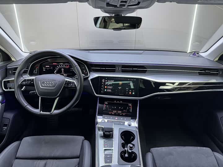 Audi A6 2022 Avant 45 TFSI — фото 3