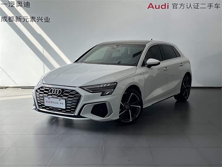 Audi A3 2024 Sportback 35 TFSI Sport — фото 1