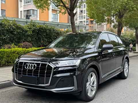 Audi Q7 2023 45 TFSI quattro S line Sport — фото 18