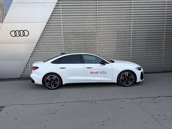 Audi A5L 2026 2.0 T quattro — фото 5