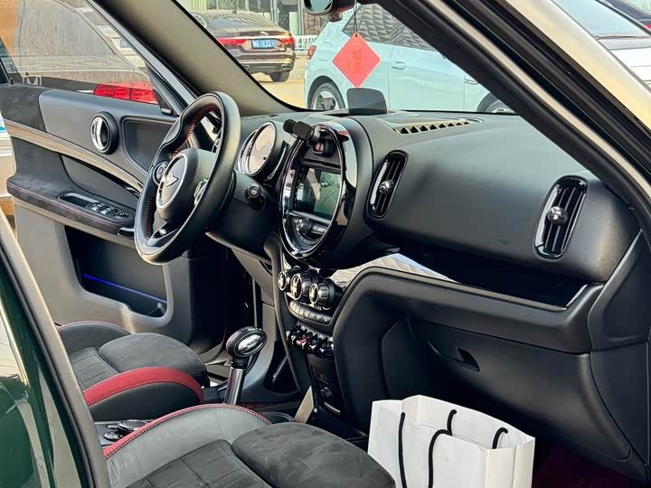 MINI Hatch — фото 10