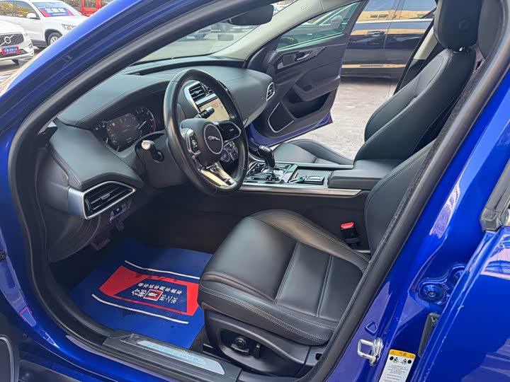 Jaguar XEL 2021 2.0 T 200 PS R-DYNAMIC — фото 9