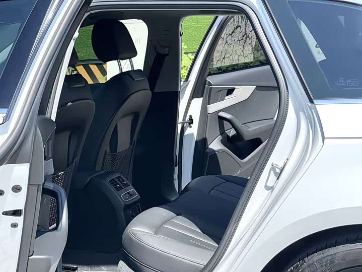 Audi A 4 2020 Avant 40 TFSI — фото 10