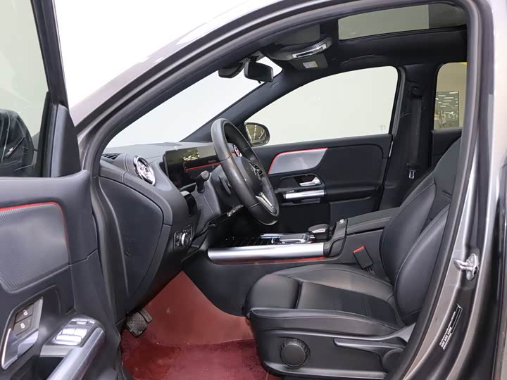 Mercedes-Benz GLA 2022 GLA 200 — фото 14