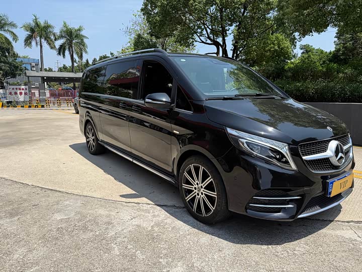 Mercedes-Benz V-Class 2022 V 260 L — фото 3