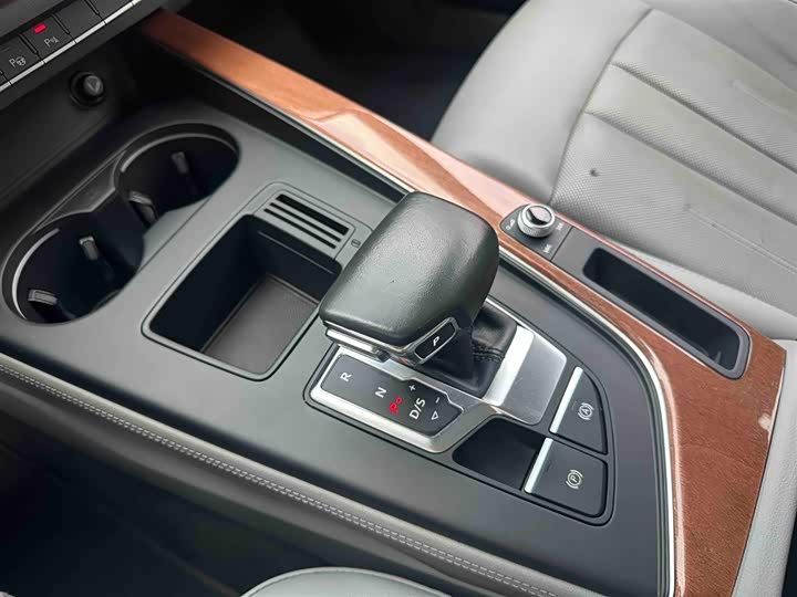Audi A4L 2020 40 TFSI — фото 15
