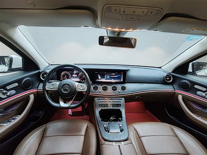 Mercedes-Benz E-Class 2019 E 300 L — фото 10