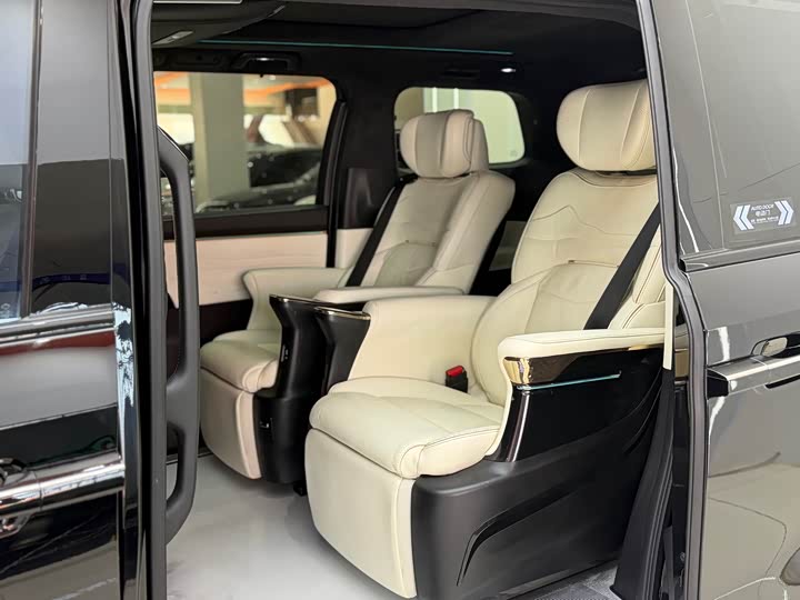 Trumpchi M8 2023 400 T — фото 8