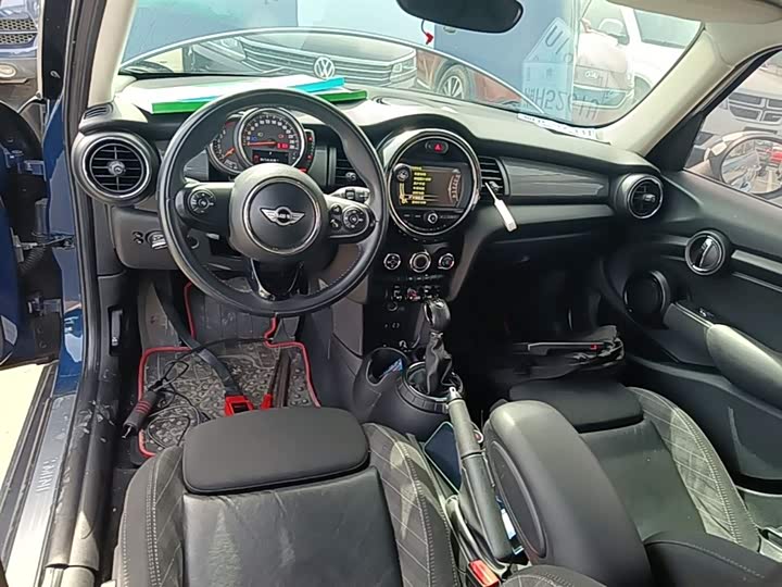 MINI Hatch — фото 10