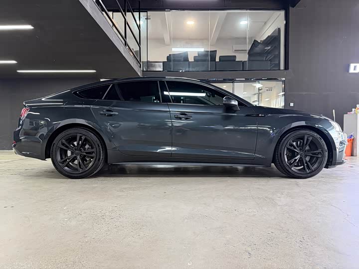 Audi A5 Sportback 40 TFSI стиль — фото 10