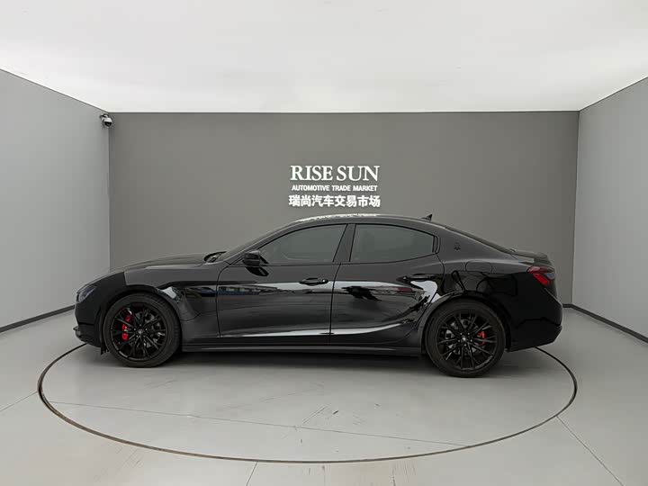 Maserati Ghibli 2017 3.0 T — фото 4