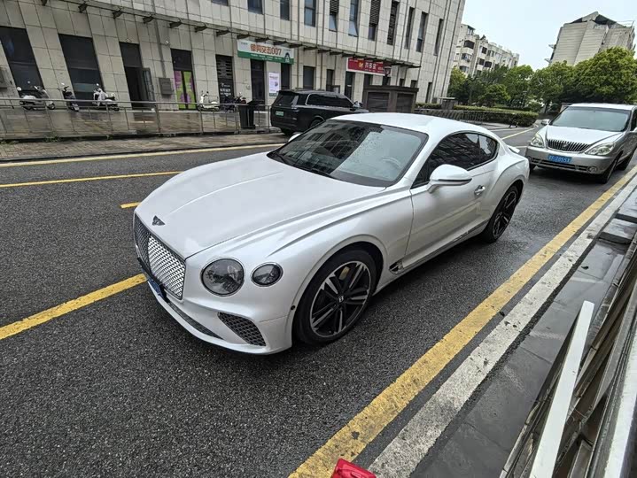 Bentley Continental GT — фото 3