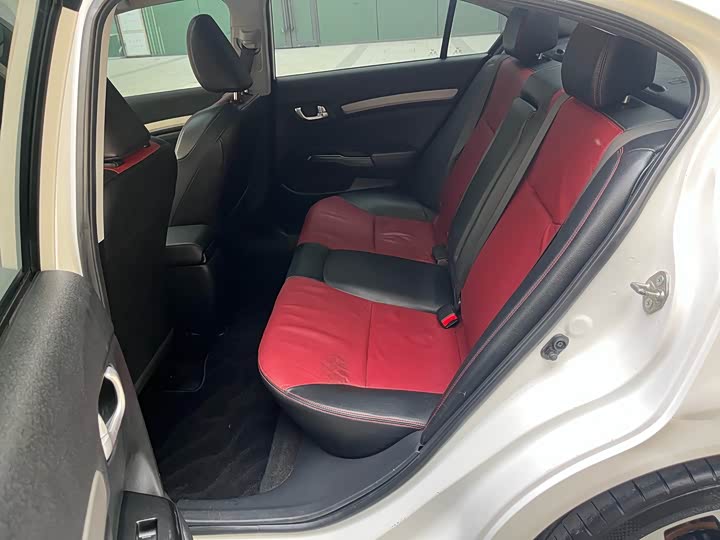 Honda Civic — фото 21