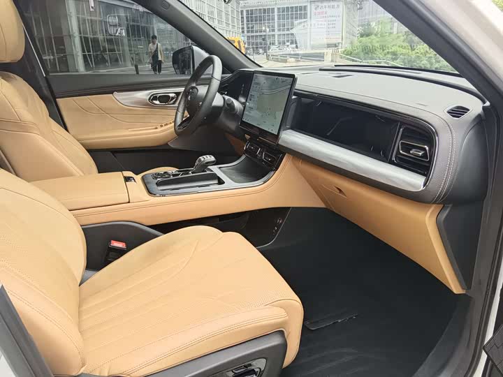 Trumpchi ES9 2024 PHEV 143km Max — фото 13