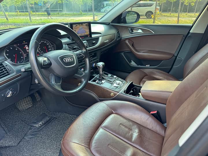 Audi A6L 35 FSI quattro комфорт — фото 7