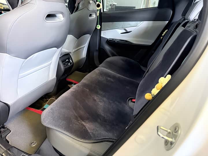 Changan UNI-T 2023 1.5 T Premium — фото 11