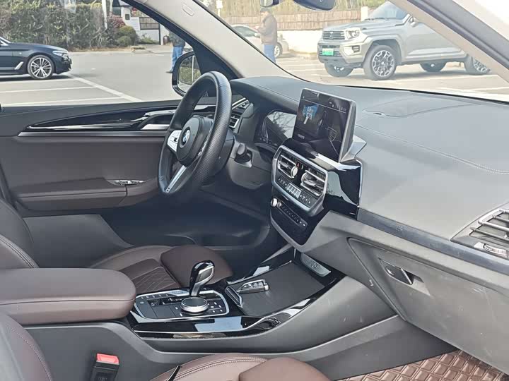 BMW X3 2022 x Drive 25i M — фото 11