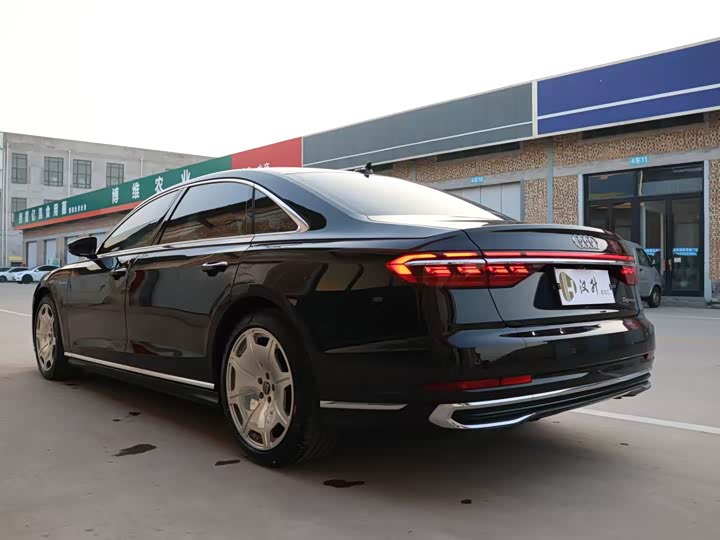 Audi A8 2024 A 8 L 50 TFSI quattro — фото 14