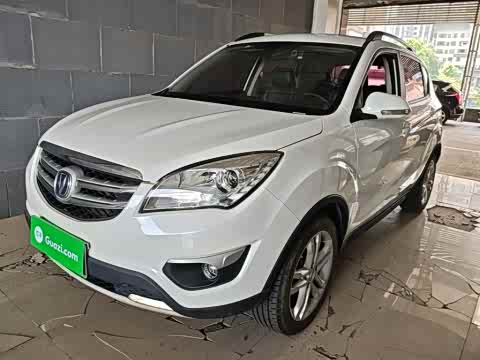 Changan CS35 2016 1.6 L MTLuxury V — фото 26