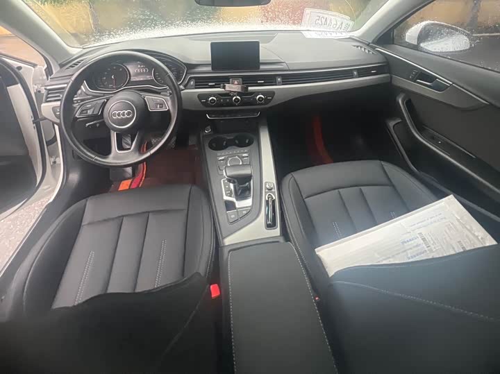 Audi A4L 2019 40 TFSI VI — фото 10