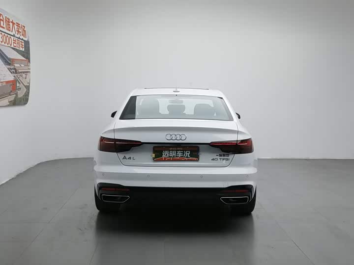 Audi A4L 40 TFSI люкс-динамик — фото 4