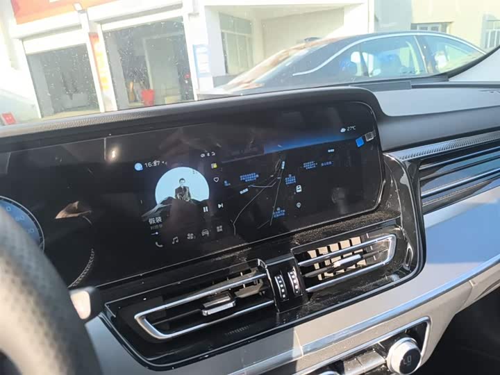Hongqi HS5 2023 2.0 T 4 WD Pro — фото 13