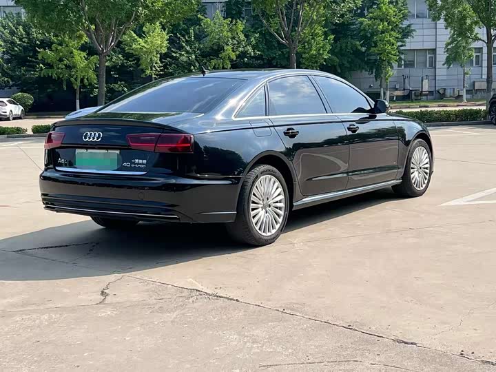 Audi A6L 2018 40 e-tron — фото 4