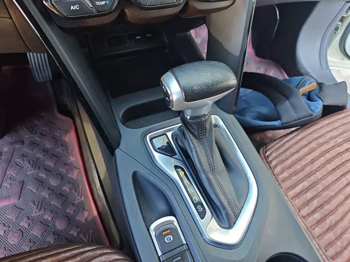Trumpchi GS4 2016 235 T G-DCT — фото 7