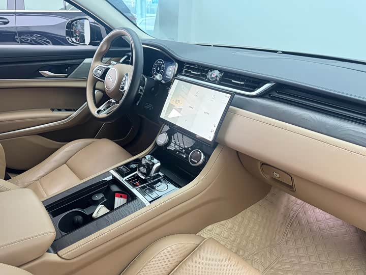 Jaguar XFL 2022 XFL 2.0 T P 250 2 WD — фото 12