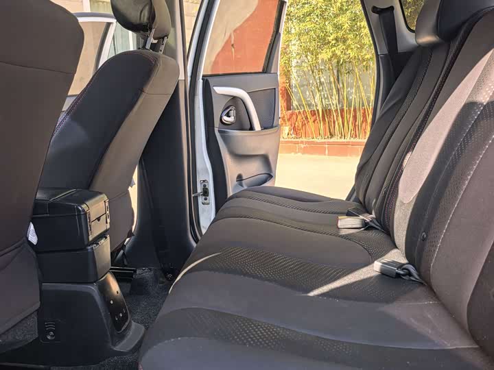 Changan CX20 2014 1.4 L IMT IV — фото 8