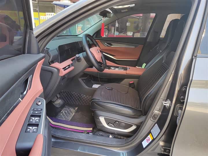 Changan CS75 PLUS 2023 1.5 T ATPremium — фото 8