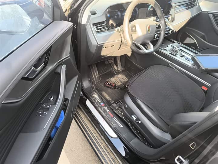 Hongqi HS5 2023 2.0 T 4 WD Pro — фото 16