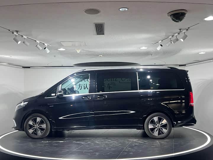 Mercedes-Benz V-Class 2022 V 260 — фото 2