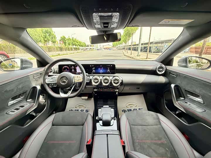 Mercedes-Benz CLA — фото 14