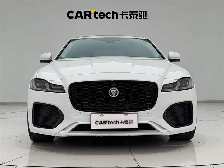 Jaguar XFL 2023 XFL 2.0 T P 200 2 WD — фото 3