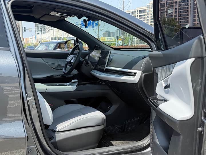 Changan UNI-T 2023 1.5 T — фото 6
